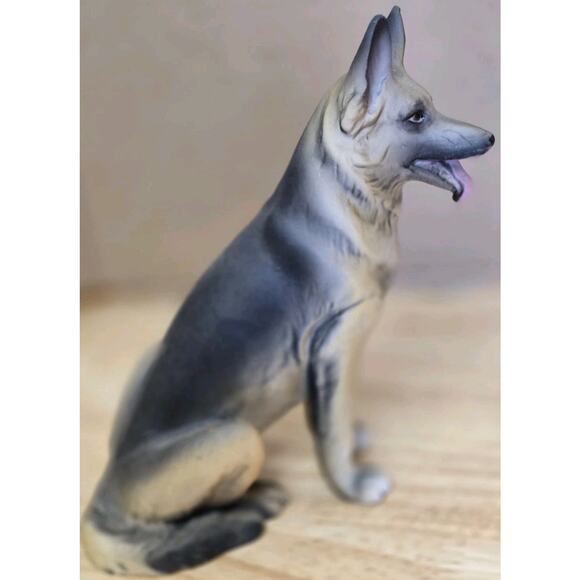 Vtg 1978 Sitting German Shepard Dog Porcelain Statue Aldon 7.5” Japan - Picture 4 of 9